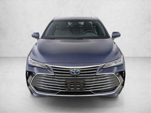 Used 2020 Toyota Avalon Limited w/ Advanced Safety Package FWD image 2