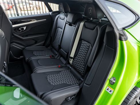 Used 2024 Lamborghini Urus S image 36