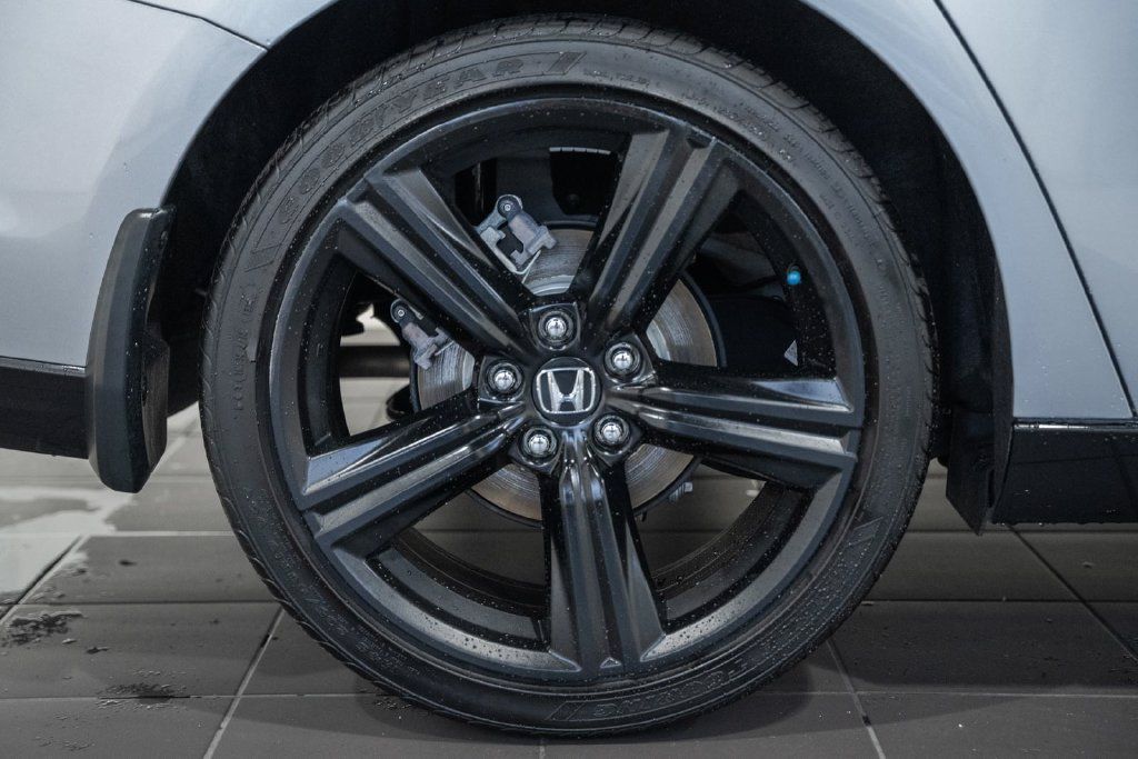 Used 2025 Honda Accord Sport image 13