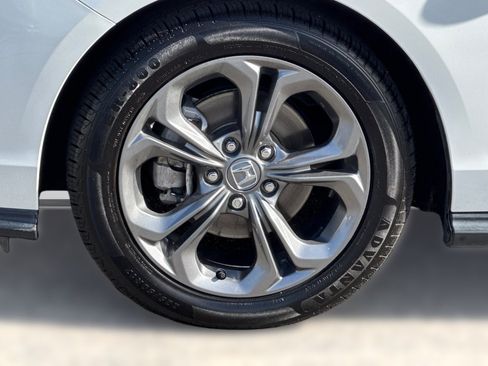 Used 2023 Honda Accord EX image 13