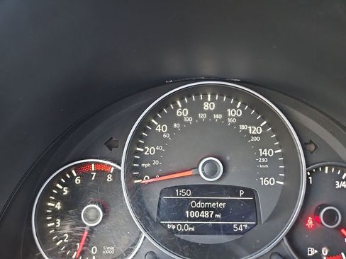 Used 2012 Volkswagen Beetle 2.5 image 16