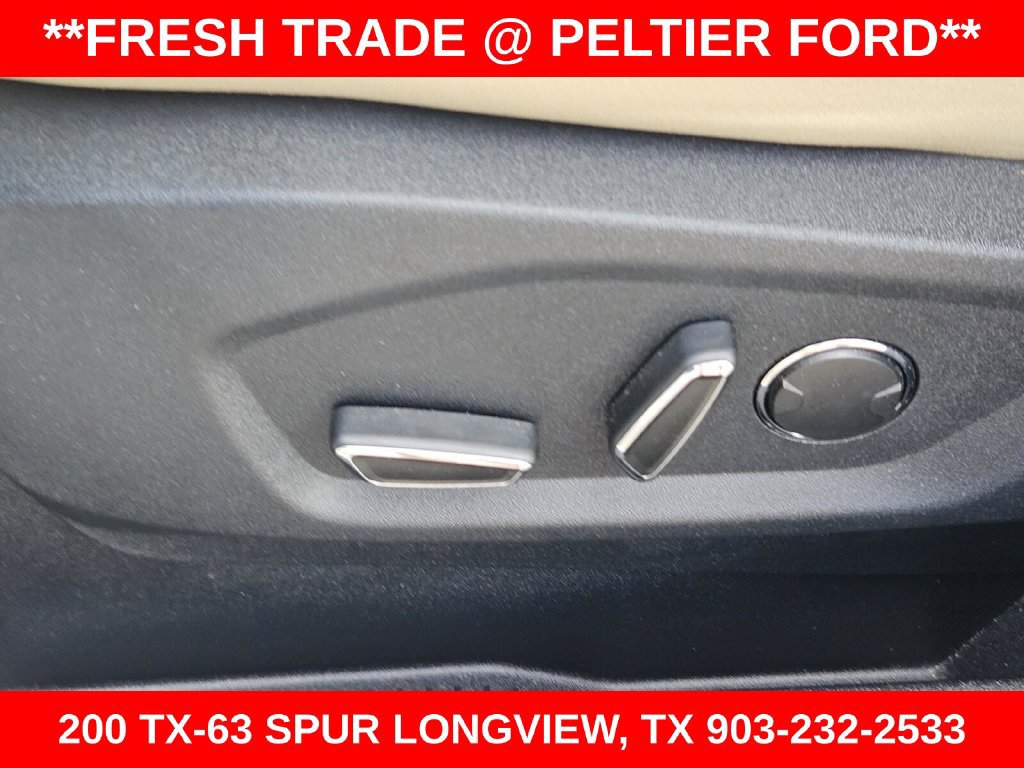 Used 2016 Ford Edge SEL FWD image 18