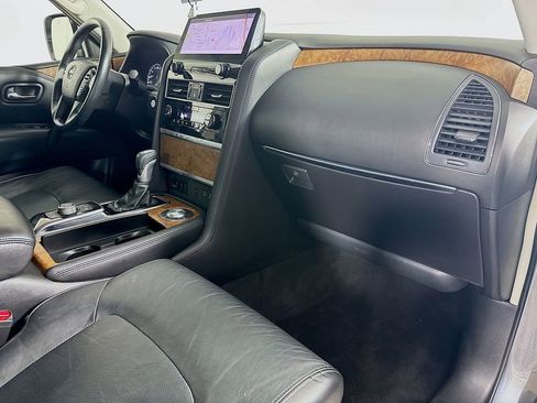 Used 2021 Nissan Armada SL w/ Captain's Chairs Package RWD image 37
