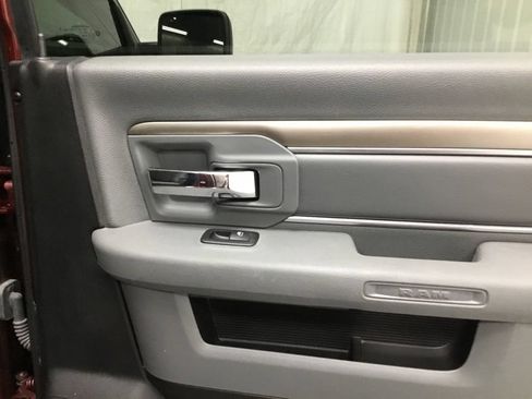 Used 2017 RAM 1500 Big Horn AWD/4WD image 23
