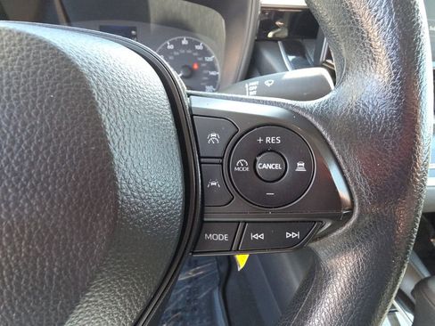 Used 2024 Toyota Corolla LE image 19