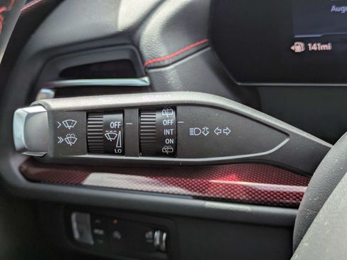 New 2026 Chevrolet Traverse RS FWD image 19
