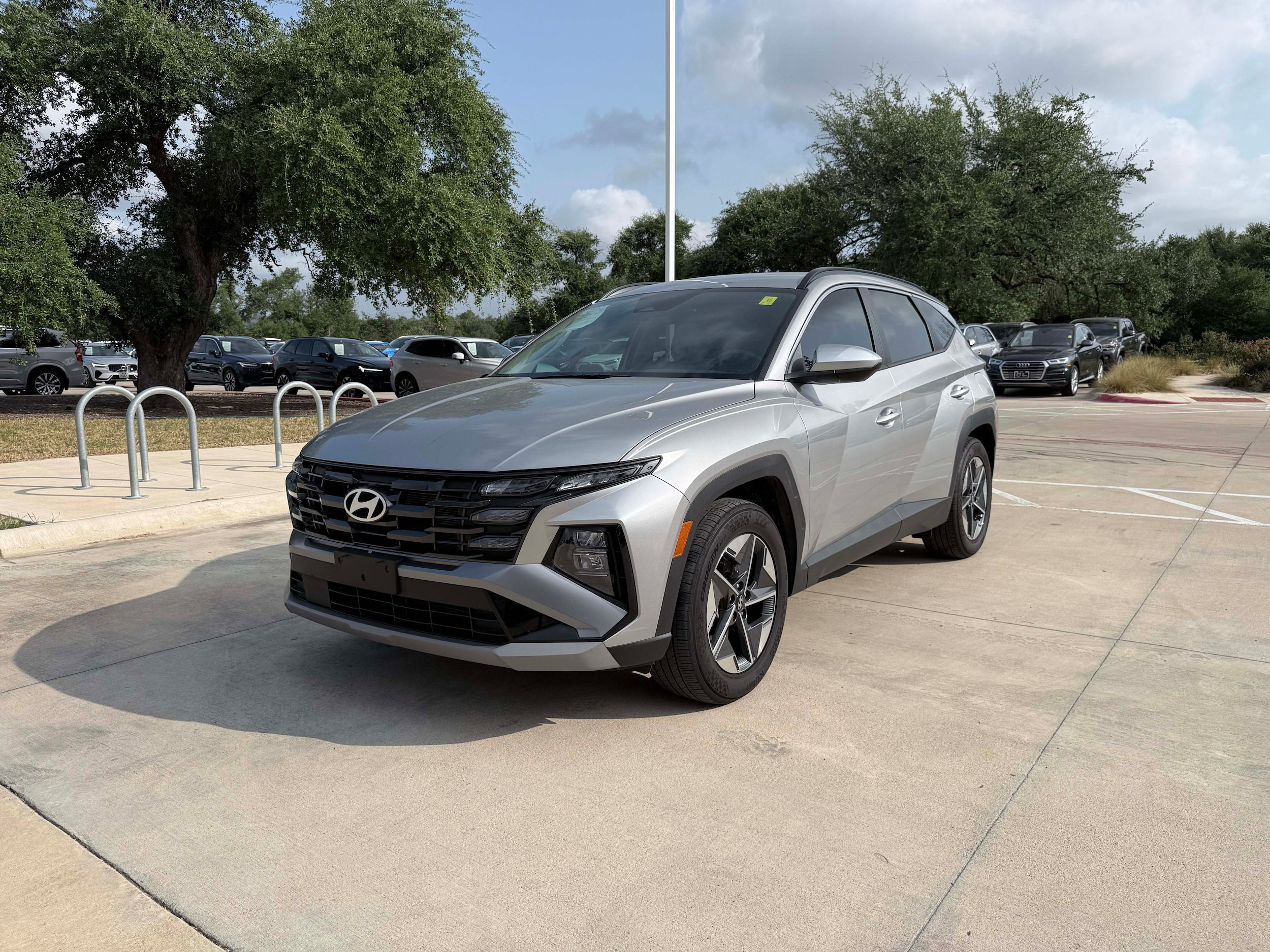 Used 2025 Hyundai Tucson SEL FWD image 2