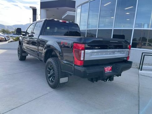 Used 2022 Ford F350 Platinum AWD/4WD image 4