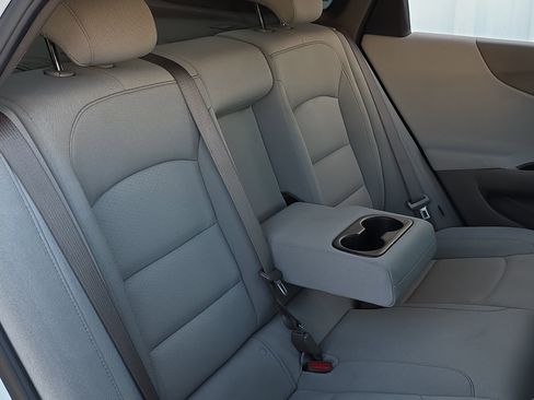 Used 2022 Chevrolet Malibu LT image 27