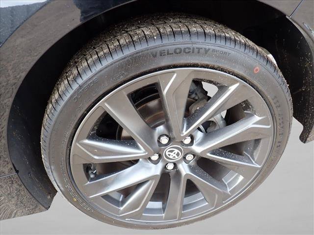 Used 2024 Toyota Corolla SE FWD image 6
