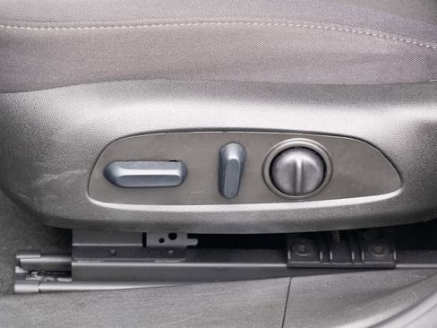Used 2024 Chevrolet Malibu LT w/ LPO, Floor Liner Package FWD image 12