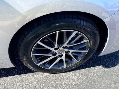 Used 2018 Lexus ES 350 image 14