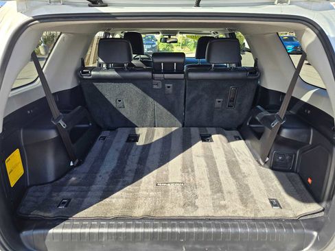 Used 2016 Toyota 4Runner Limited image 16