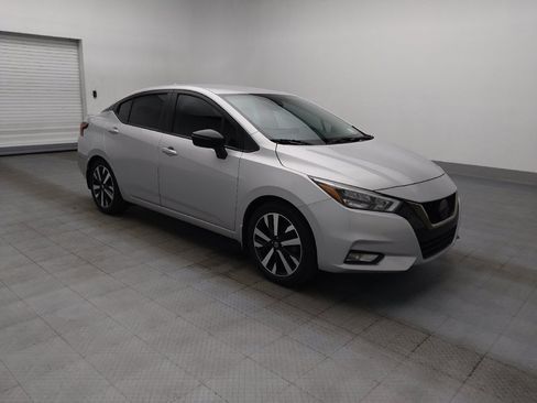 Used 2021 Nissan Versa SR w/ Convenience Package FWD image 11