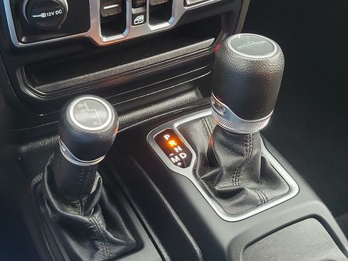 Used 2020 Jeep Gladiator Sport w/ Quick Order Package 24S AWD/4WD image 25