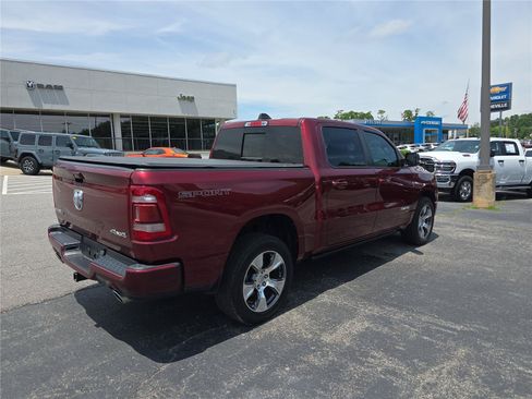 Used 2023 RAM 1500 Laramie AWD/4WD image 3