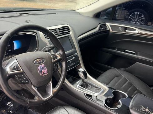 Used 2015 Ford Fusion SE w/ Equipment Group 502A FWD image 8
