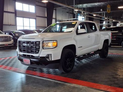 Used 2022 GMC Canyon Elevation w/ Driver Alert Package AWD/4WD image 3