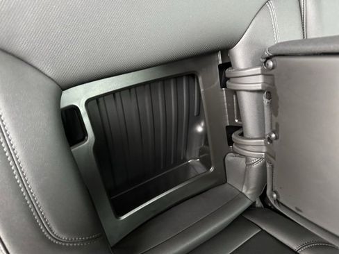 Certified 2023 GMC Sierra 1500 SLT image 29