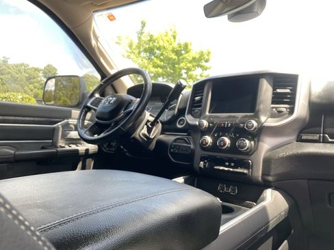 Used 2019 RAM 2500 Big Horn w/ Towing Technology Group AWD/4WD image 6