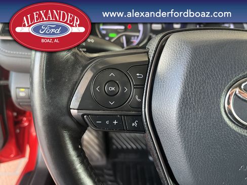 Used 2021 Toyota Camry XSE image 21