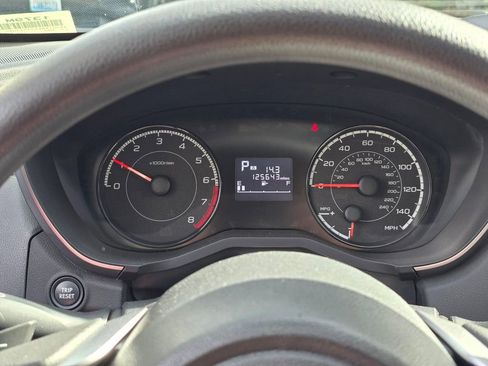 Used 2018 Subaru Impreza 2.0i Premium image 16