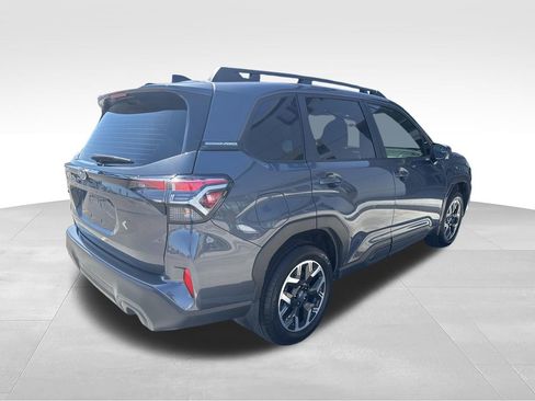 Used 2025 Subaru Forester w/ Convenience Package #2 AWD/4WD image 14