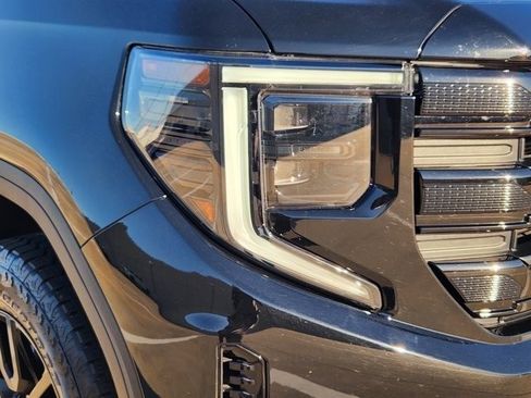 Used 2024 GMC Sierra 1500 Elevation w/ X31 Off-Road Package image 9