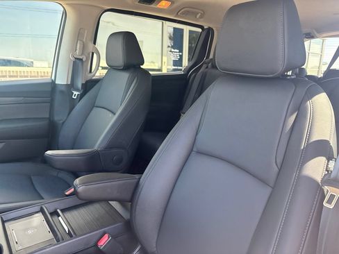 Certified 2026 Honda Odyssey EX-L image 11