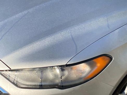 Used 2018 Ford Fusion S image 5