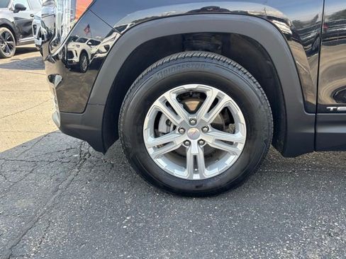 Certified 2024 GMC Terrain SLE w/ Driver Convenience Package AWD/4WD image 12