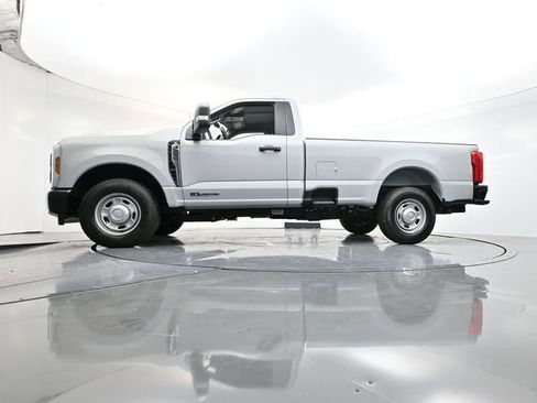 New 2026 Ford F250 XL RWD image 29