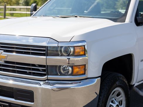 Used 2017 Chevrolet Silverado 3500 W/T RWD image 19
