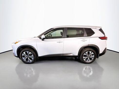 Used 2023 Nissan Rogue SV FWD image 6