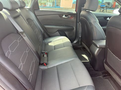 Used 2022 Kia Forte GT-Line w/ GT-Line Premium Package FWD image 31