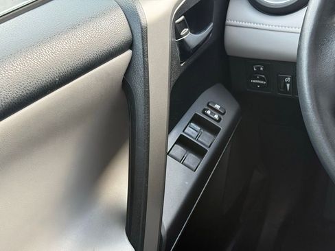 Used 2017 Toyota RAV4 XLE image 6