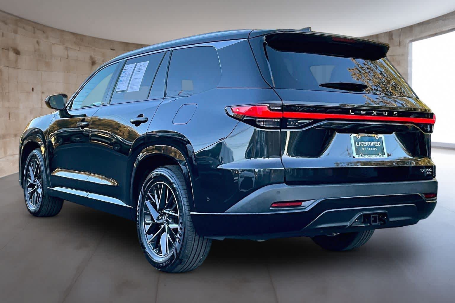 Certified 2026 Lexus TX 350 AWD w/ Technology Package image 4