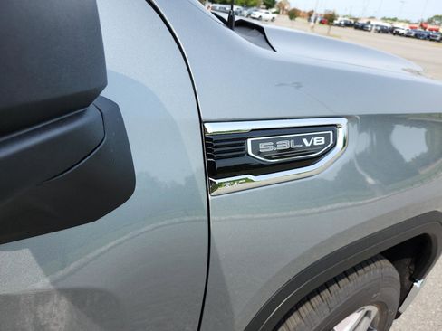 New 2026 GMC Sierra 1500 SLT w/ SLT Premium Plus Package image 6