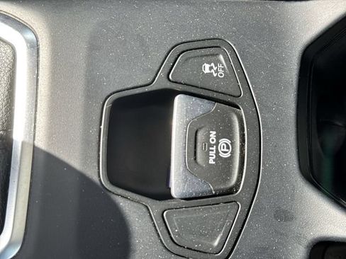 Used 2021 Jeep Renegade Latitude AWD/4WD image 26