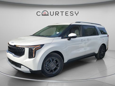 New 2026 Kia Carnival EX image 1