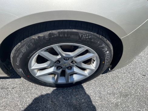Used 2015 Chevrolet Malibu LT w/ Power Convenience Package FWD image 30