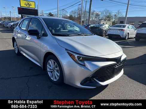 New 2026 Toyota Corolla SE image 1