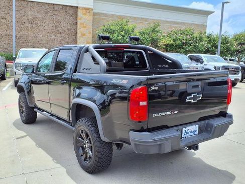 Used 2018 Chevrolet Colorado ZR2 w/ ZR2 Midnight Special Edition AWD/4WD image 25