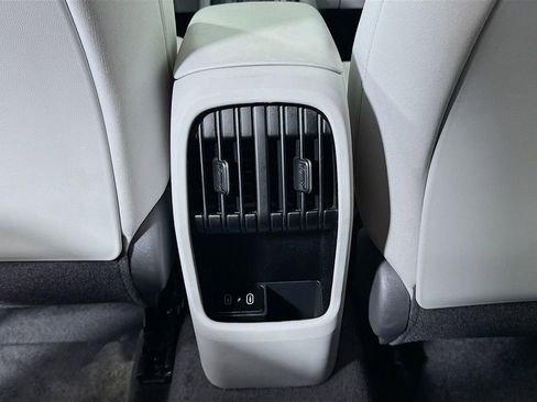 Certified 2025 Hyundai Kona SEL image 26