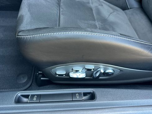 Used 2023 Porsche 718 Boxster Spyder RWD image 15