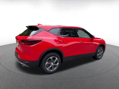 Used 2025 Chevrolet Blazer LT FWD image 14