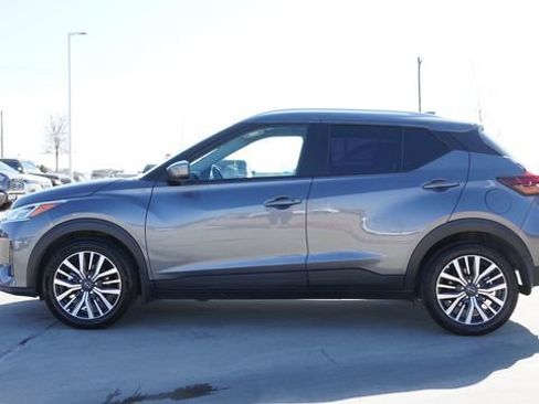 Used 2023 Nissan Kicks SV w/ Interior Electronics Package image 6