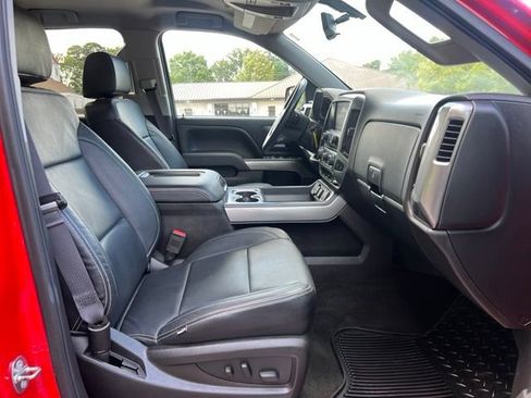 Used 2017 Chevrolet Silverado 1500 LT w/ All Star Edition AWD/4WD image 22