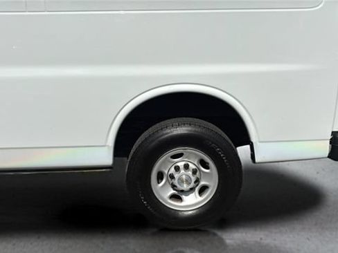 Used 2022 Chevrolet Express 2500 Extended w/ Driver Convenience Package RWD image 35
