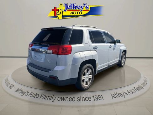 Used 2012 GMC Terrain SLT w/ LPO, Chrome Package FWD image 3